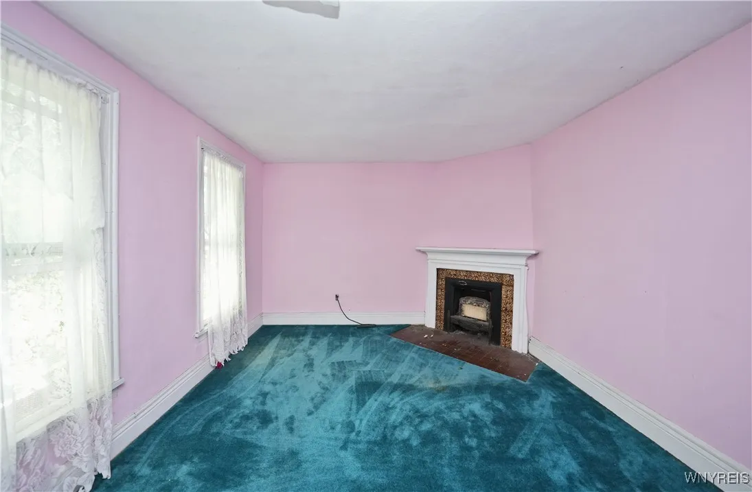 123 Unger Avenue, Buffalo, New York 14210, Buffalo, New York 14210, 3 Bedrooms Bedrooms, 6 Rooms Rooms,1 BathroomBathrooms,Residential,For Sale,123 Unger Avenue, Buffalo, New York 14210,B1627352