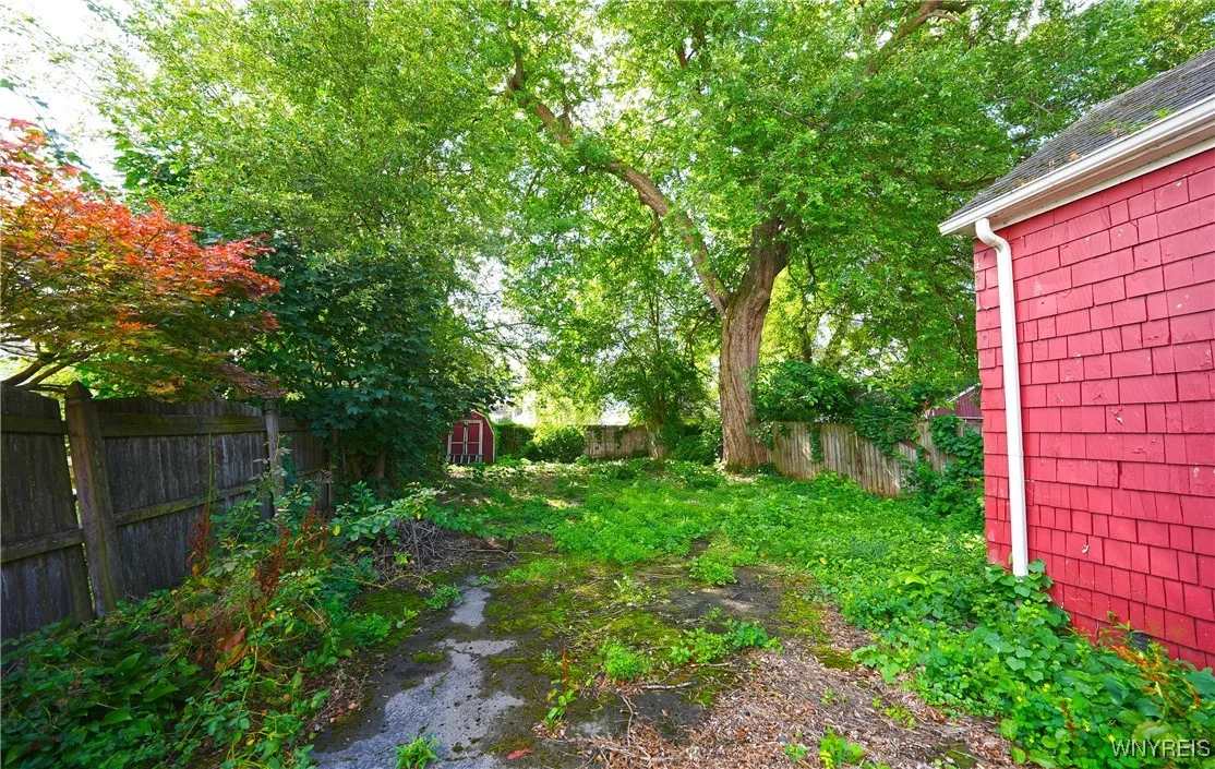 123 Unger Avenue, Buffalo, New York 14210, Buffalo, New York 14210, 3 Bedrooms Bedrooms, 6 Rooms Rooms,1 BathroomBathrooms,Residential,For Sale,123 Unger Avenue, Buffalo, New York 14210,B1627352