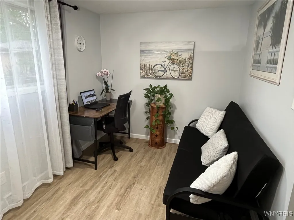 44 Fairelm Lane, Cheektowaga, New York 14227, Cheektowaga, New York 14227, 5 Bedrooms Bedrooms, ,2 BathroomsBathrooms,Residential,For Sale,44 Fairelm Lane, Cheektowaga, New York 14227,B1627444