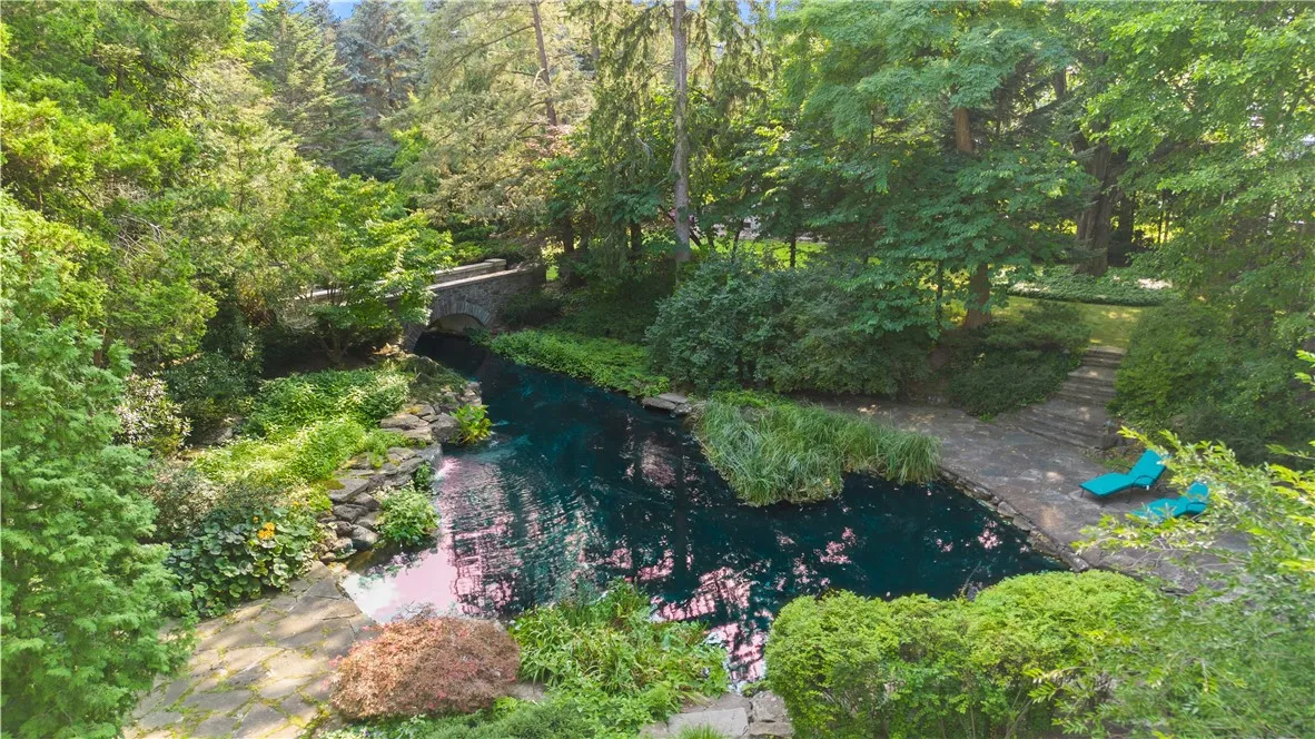 The award winning landscape design by Mark Bayer features breathtaking surprises at every turn.
