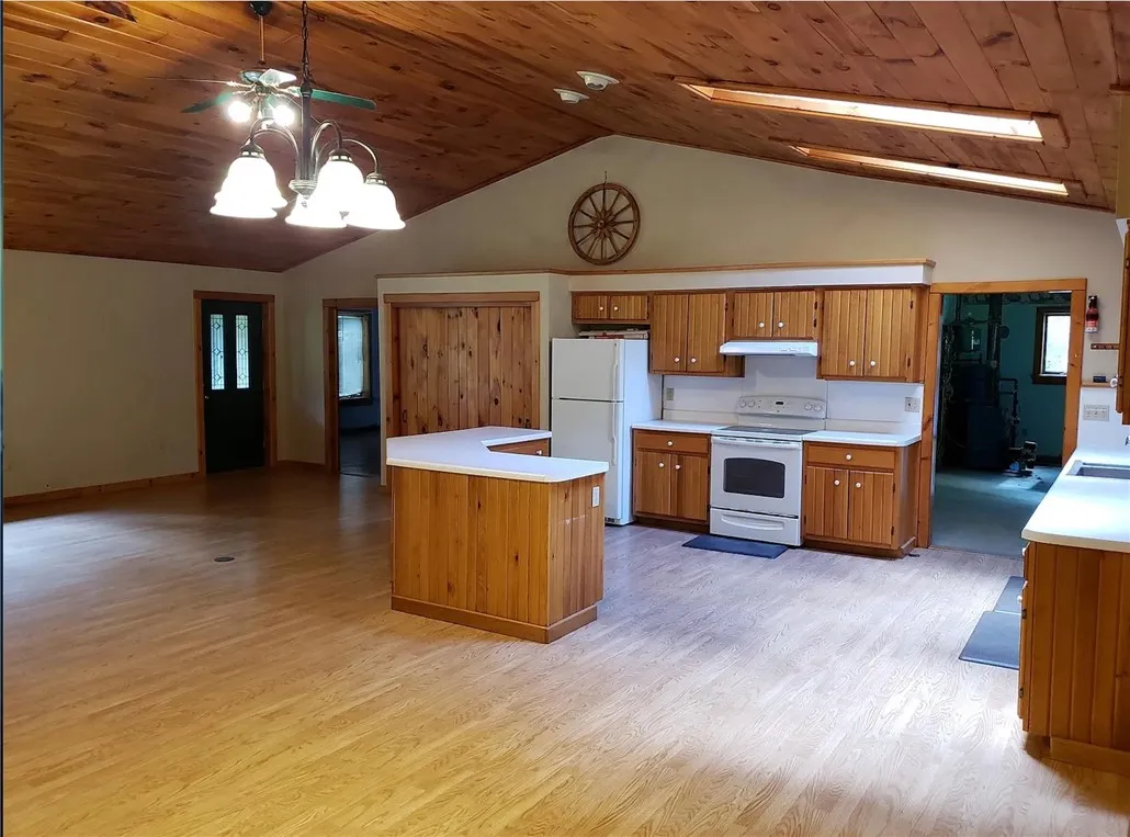 3881-3885 Charlotte Creek Road 3881, Davenport, Ne, Davenport, New York 13750, 11 Bedrooms Bedrooms, 18 Rooms Rooms,6 BathroomsBathrooms,Residential,For Sale,3881-3885 Charlotte Creek Road 3881, Davenport, Ne,R1627468