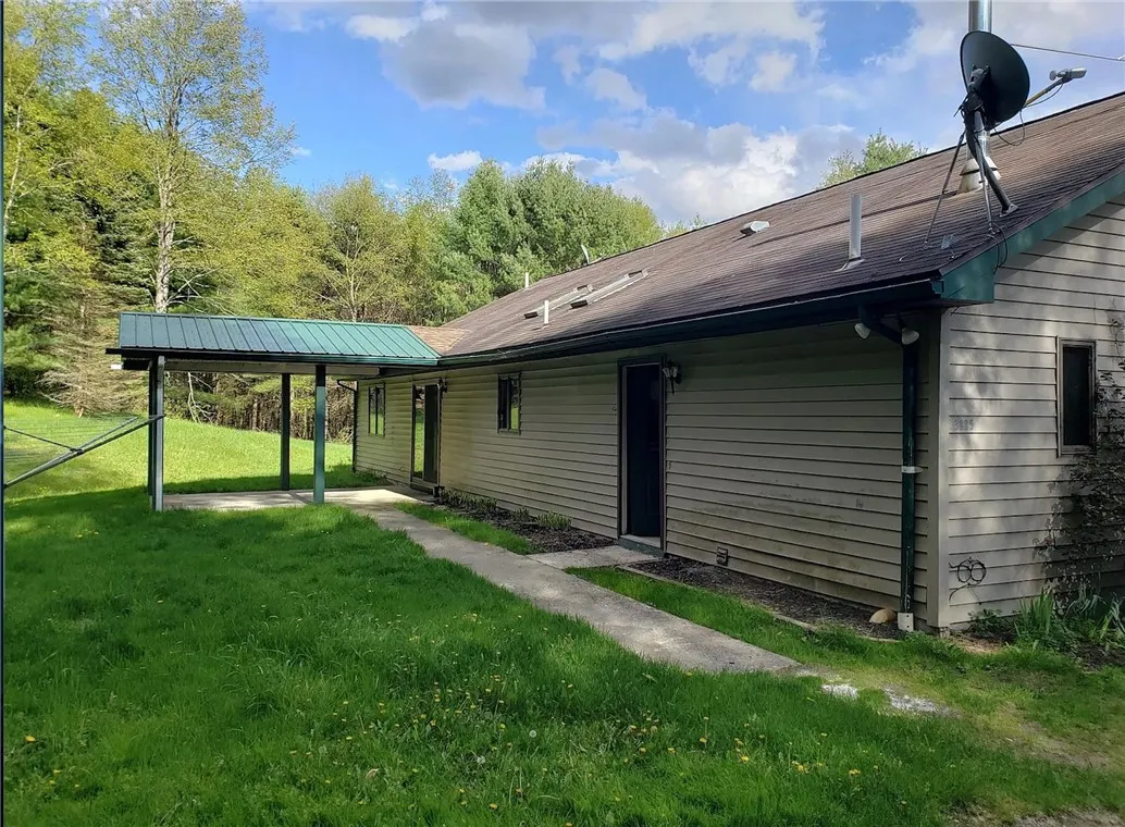 3881-3885 Charlotte Creek Road 3881, Davenport, Ne, Davenport, New York 13750, 11 Bedrooms Bedrooms, 18 Rooms Rooms,6 BathroomsBathrooms,Residential,For Sale,3881-3885 Charlotte Creek Road 3881, Davenport, Ne,R1627468