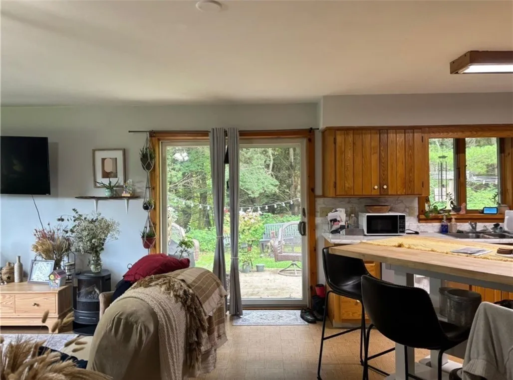 3881-3885 Charlotte Creek Road 3881, Davenport, Ne, Davenport, New York 13750, 11 Bedrooms Bedrooms, 18 Rooms Rooms,6 BathroomsBathrooms,Residential,For Sale,3881-3885 Charlotte Creek Road 3881, Davenport, Ne,R1627468