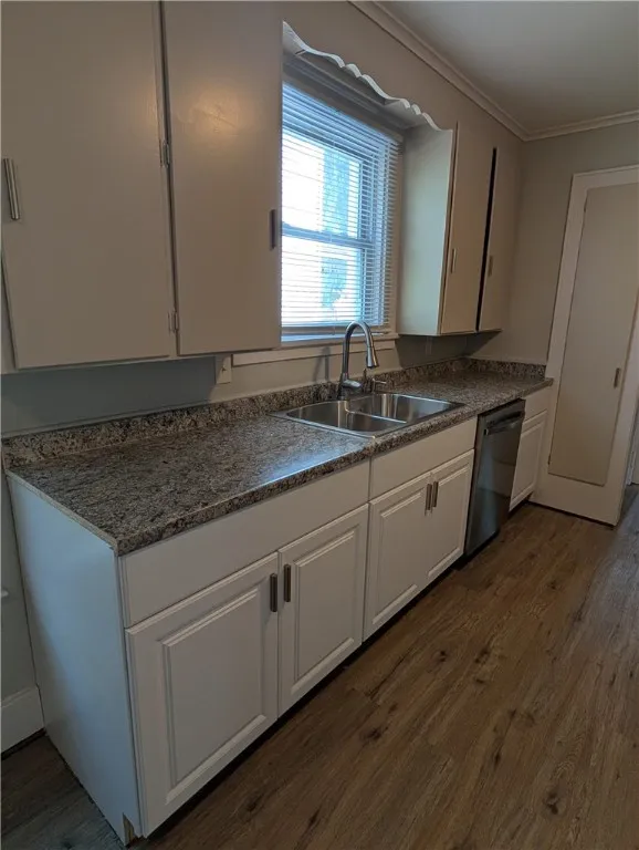 77 Post Avenue, Rochester, New York 14619, Rochester, New York 14619, 3 Bedrooms Bedrooms, 7 Rooms Rooms,2 BathroomsBathrooms,Residential,Closed,77 Post Avenue, Rochester, New York 14619,0,R1627276