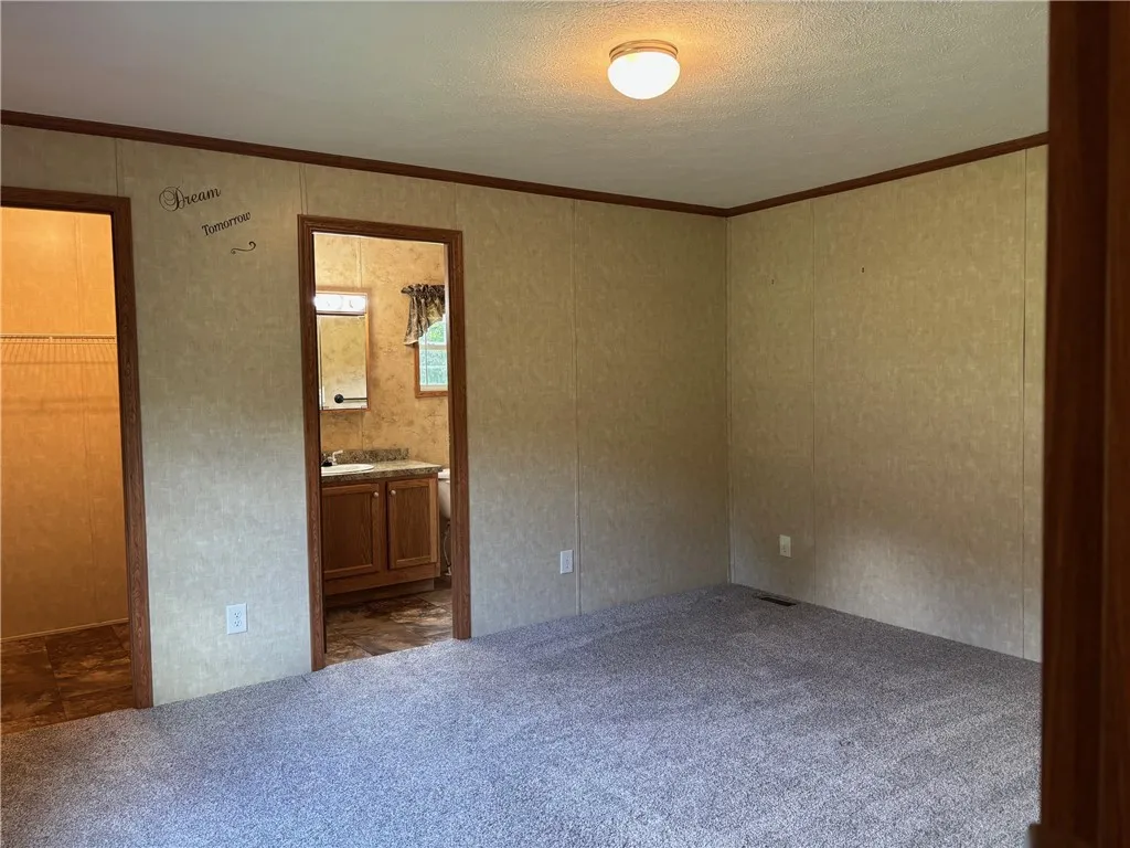 17236 State Highway 8, Masonville, New York 13804, Masonville, New York 13804, 2 Bedrooms Bedrooms, 6 Rooms Rooms,2 BathroomsBathrooms,Residential,For Sale,17236 State Highway 8, Masonville, New York 13804,R1627406