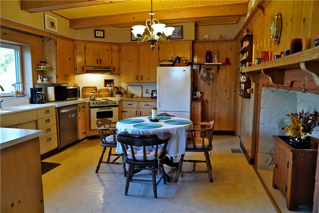 4804 Kyte Road, Farmington, New York 14548, Farmington, New York 14548, 3 Bedrooms Bedrooms, 11 Rooms Rooms,2 BathroomsBathrooms,Residential,For Sale,4804 Kyte Road, Farmington, New York 14548,R1627482
