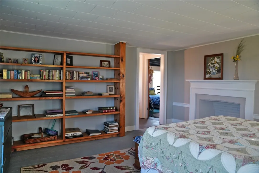 4804 Kyte Road, Farmington, New York 14548, Farmington, New York 14548, 3 Bedrooms Bedrooms, 11 Rooms Rooms,2 BathroomsBathrooms,Residential,For Sale,4804 Kyte Road, Farmington, New York 14548,R1627482