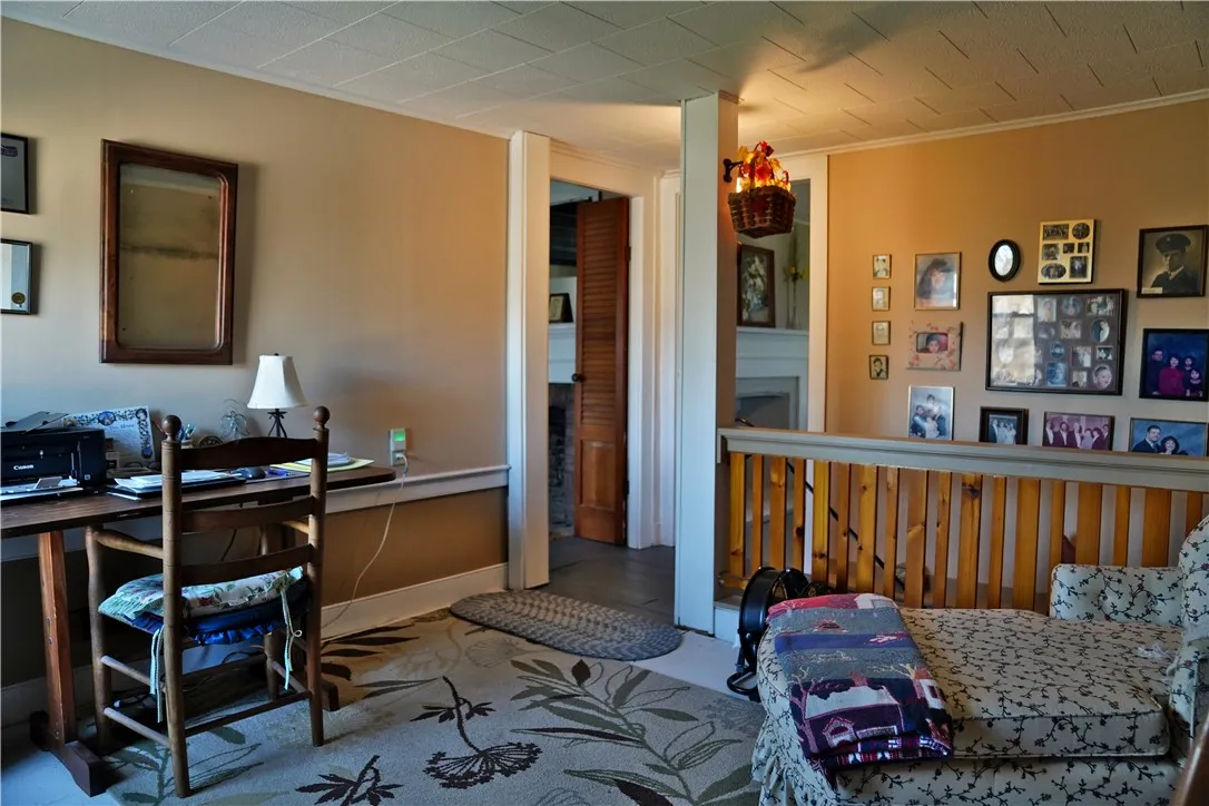 4804 Kyte Road, Farmington, New York 14548, Farmington, New York 14548, 3 Bedrooms Bedrooms, 11 Rooms Rooms,2 BathroomsBathrooms,Residential,For Sale,4804 Kyte Road, Farmington, New York 14548,R1627482