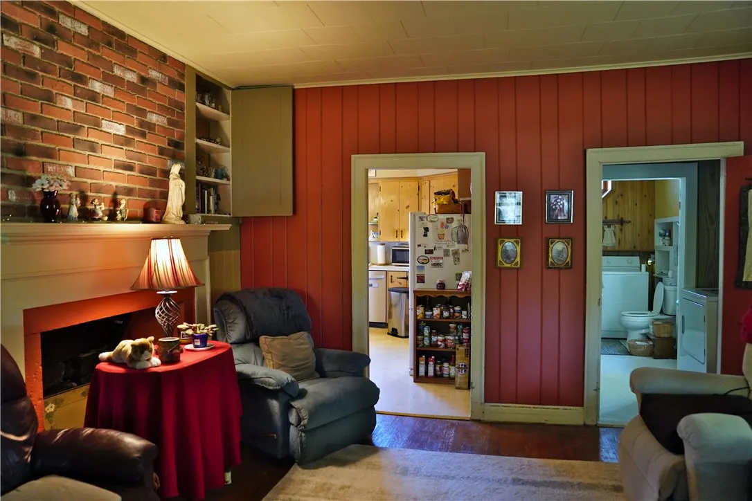 4804 Kyte Road, Farmington, New York 14548, Farmington, New York 14548, 3 Bedrooms Bedrooms, 11 Rooms Rooms,2 BathroomsBathrooms,Residential,For Sale,4804 Kyte Road, Farmington, New York 14548,R1627482