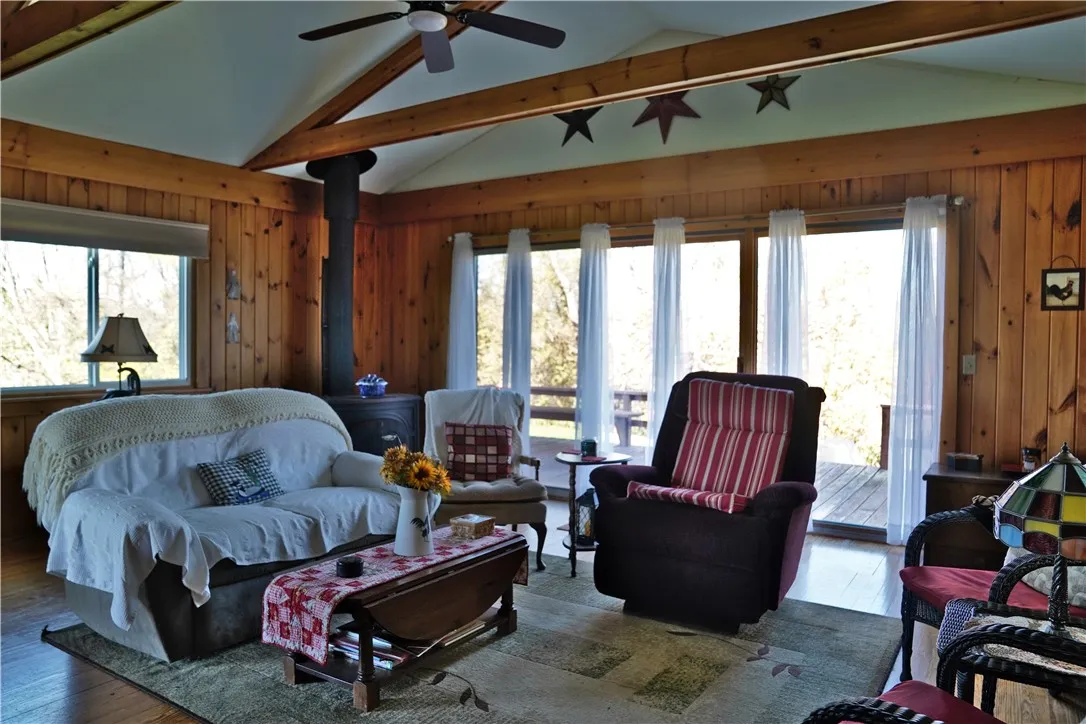 4804 Kyte Road, Farmington, New York 14548, Farmington, New York 14548, 3 Bedrooms Bedrooms, 11 Rooms Rooms,2 BathroomsBathrooms,Residential,For Sale,4804 Kyte Road, Farmington, New York 14548,R1627482
