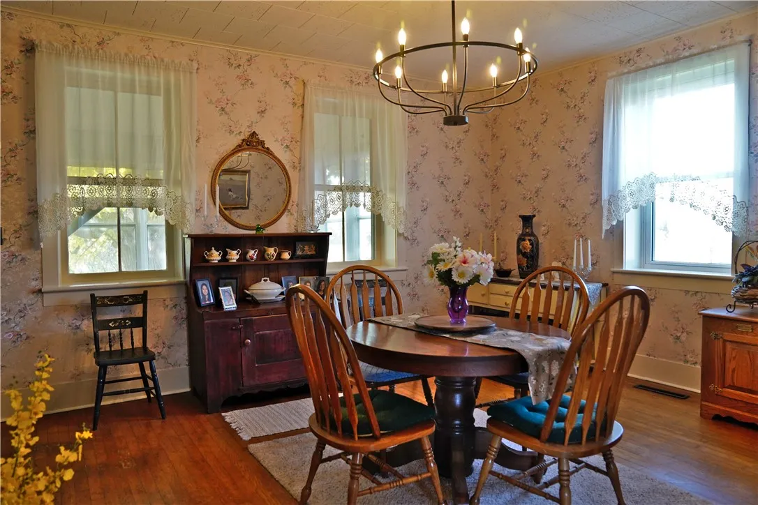 4804 Kyte Road, Farmington, New York 14548, Farmington, New York 14548, 3 Bedrooms Bedrooms, 11 Rooms Rooms,2 BathroomsBathrooms,Residential,For Sale,4804 Kyte Road, Farmington, New York 14548,R1627482