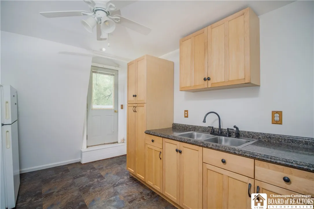 4545 Webster Road, Pomfret, New York 14063, Pomfret, New York 14063, 4 Bedrooms Bedrooms, 9 Rooms Rooms,2 BathroomsBathrooms,Residential,For Sale,4545 Webster Road, Pomfret, New York 14063,R1627463