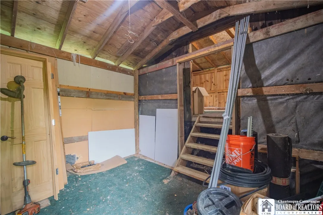 4545 Webster Road, Pomfret, New York 14063, Pomfret, New York 14063, 4 Bedrooms Bedrooms, 9 Rooms Rooms,2 BathroomsBathrooms,Residential,For Sale,4545 Webster Road, Pomfret, New York 14063,R1627463