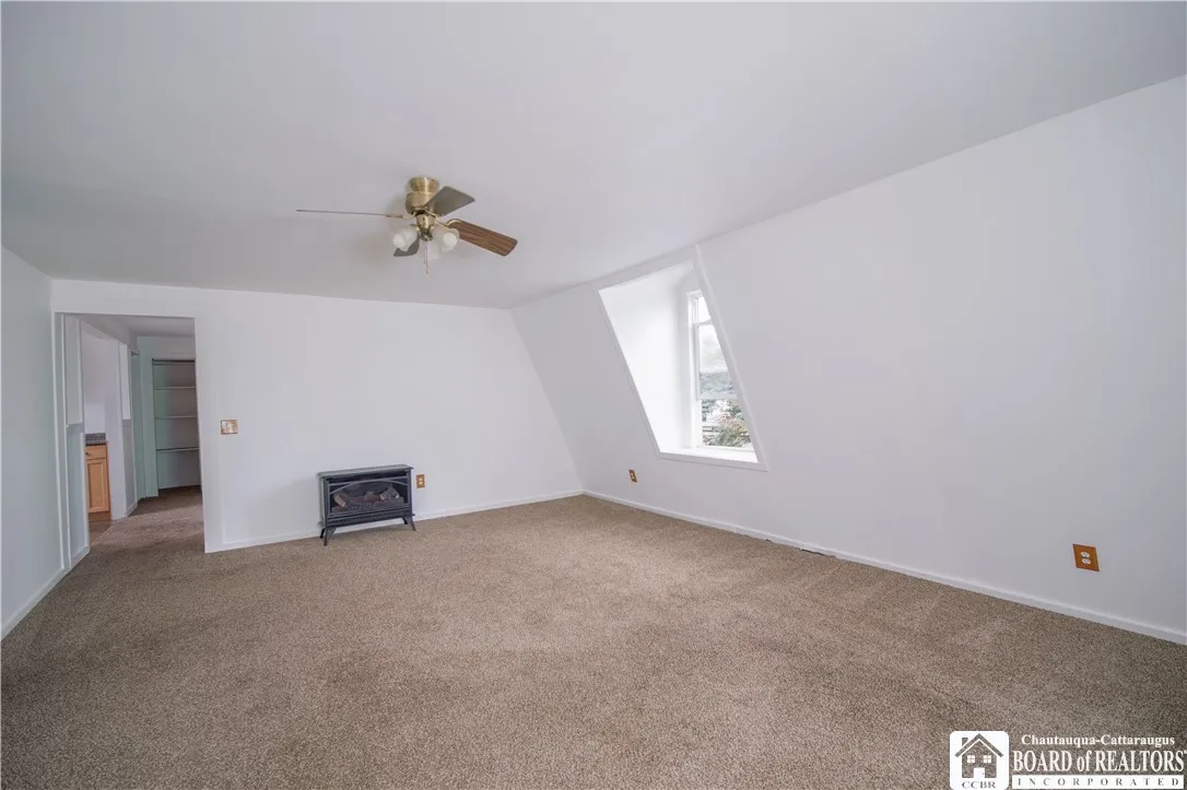 4545 Webster Road, Pomfret, New York 14063, Pomfret, New York 14063, 4 Bedrooms Bedrooms, 9 Rooms Rooms,2 BathroomsBathrooms,Residential,For Sale,4545 Webster Road, Pomfret, New York 14063,R1627463