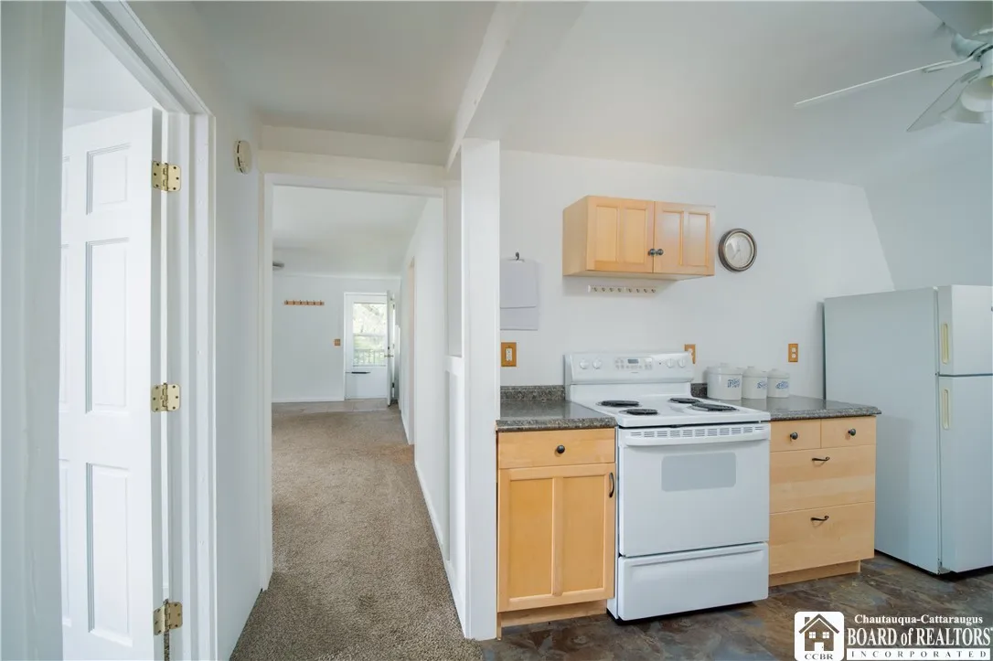 4545 Webster Road, Pomfret, New York 14063, Pomfret, New York 14063, 4 Bedrooms Bedrooms, 9 Rooms Rooms,2 BathroomsBathrooms,Residential,For Sale,4545 Webster Road, Pomfret, New York 14063,R1627463