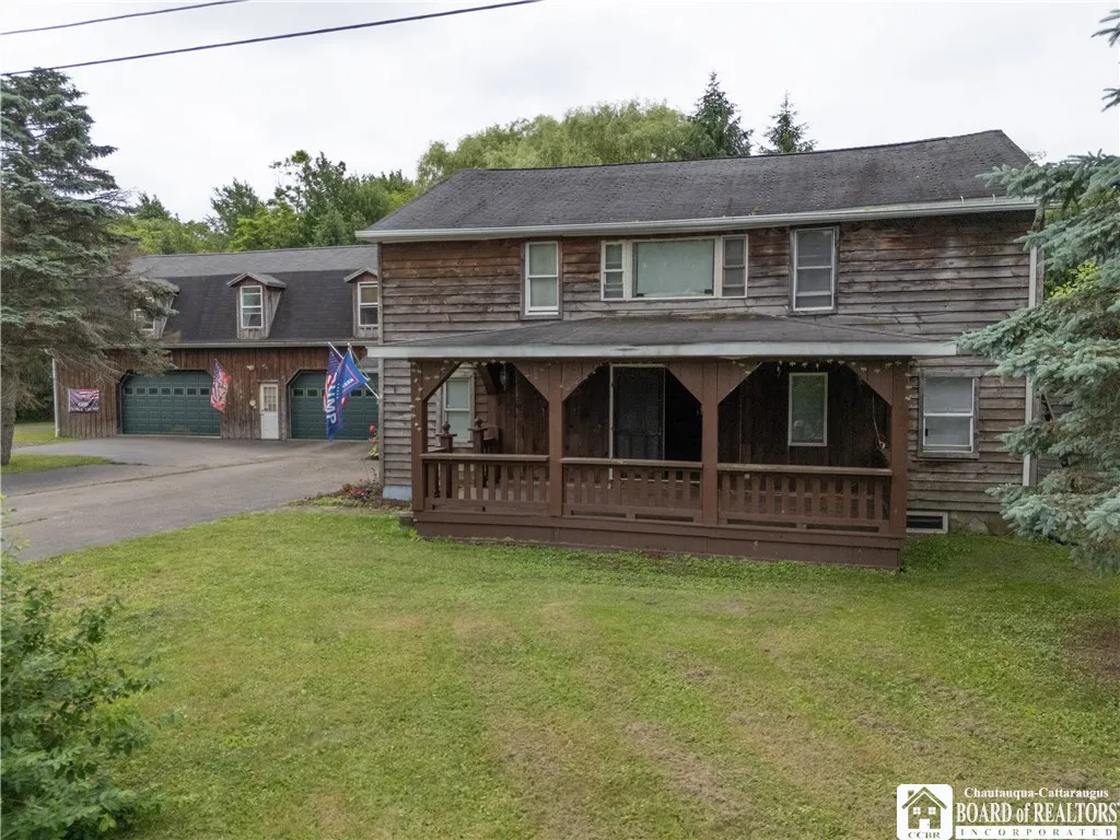 4545 Webster Road, Pomfret, New York 14063, Pomfret, New York 14063, 4 Bedrooms Bedrooms, 9 Rooms Rooms,2 BathroomsBathrooms,Residential,For Sale,4545 Webster Road, Pomfret, New York 14063,R1627463
