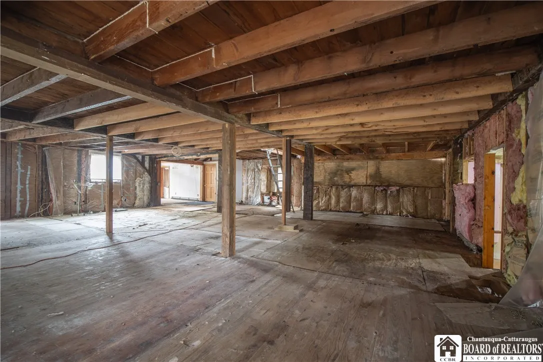 4545 Webster Road, Pomfret, New York 14063, Pomfret, New York 14063, 4 Bedrooms Bedrooms, 9 Rooms Rooms,2 BathroomsBathrooms,Residential,For Sale,4545 Webster Road, Pomfret, New York 14063,R1627463