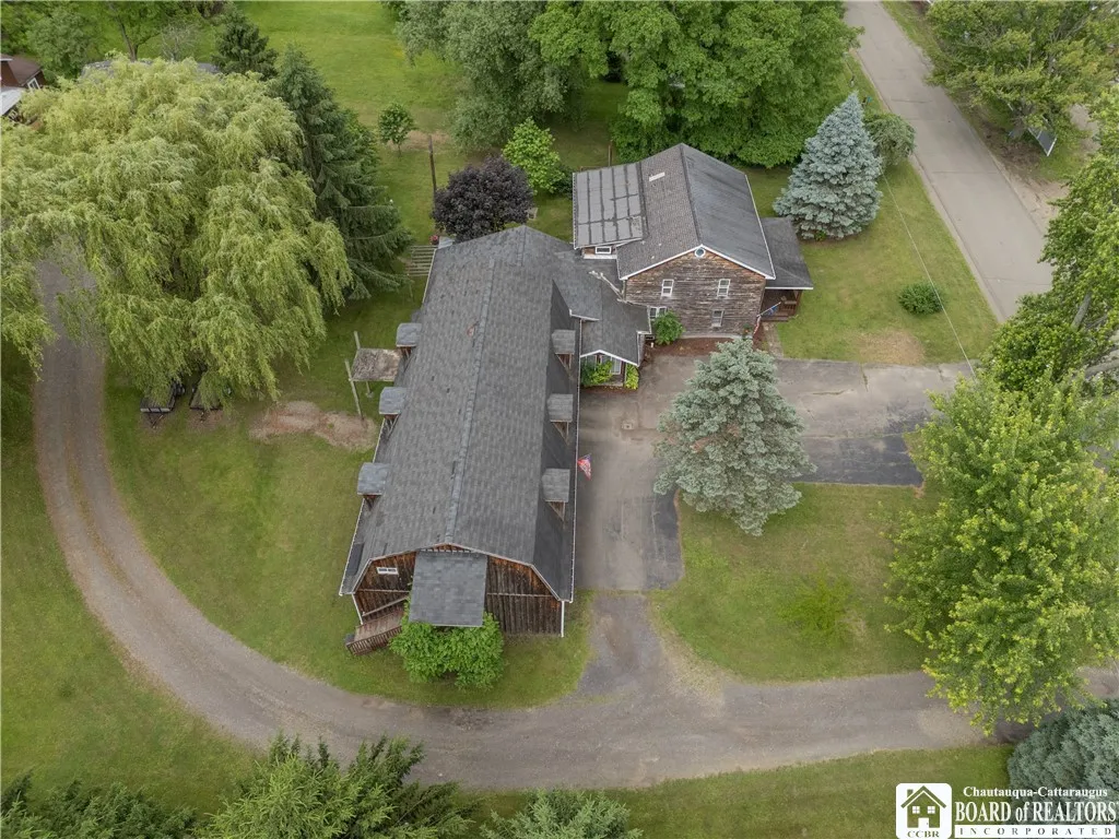 4545 Webster Road, Pomfret, New York 14063, Pomfret, New York 14063, 4 Bedrooms Bedrooms, 9 Rooms Rooms,2 BathroomsBathrooms,Residential,For Sale,4545 Webster Road, Pomfret, New York 14063,R1627463