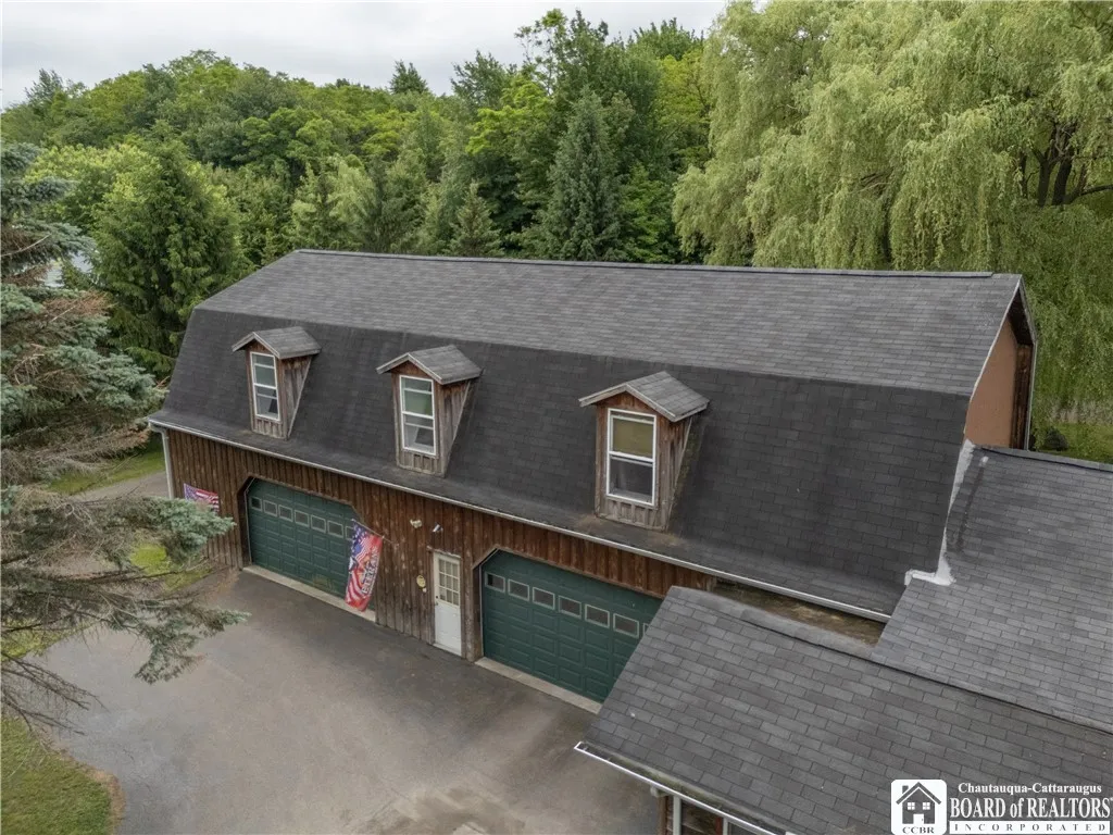 4545 Webster Road, Pomfret, New York 14063, Pomfret, New York 14063, 4 Bedrooms Bedrooms, 9 Rooms Rooms,2 BathroomsBathrooms,Residential,For Sale,4545 Webster Road, Pomfret, New York 14063,R1627463