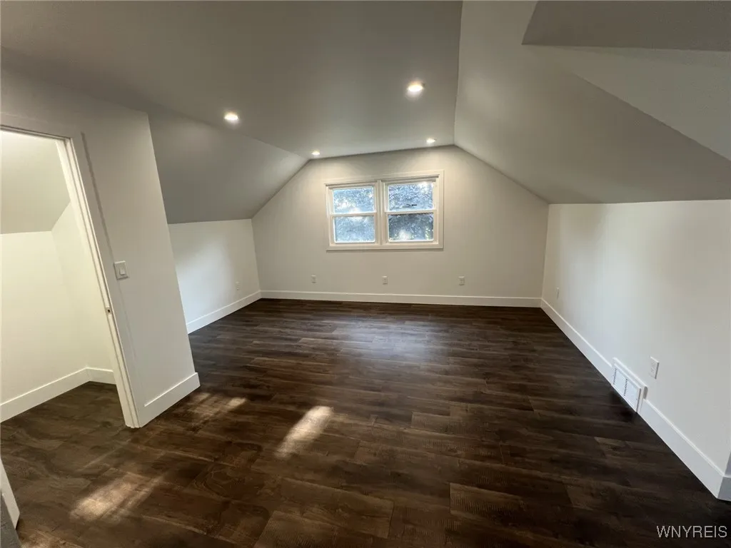 450 Barton Drive, Lewiston, New York 14092, Lewiston, New York 14092, 4 Bedrooms Bedrooms, 10 Rooms Rooms,2 BathroomsBathrooms,Residential,For Sale,450 Barton Drive, Lewiston, New York 14092,B1627488
