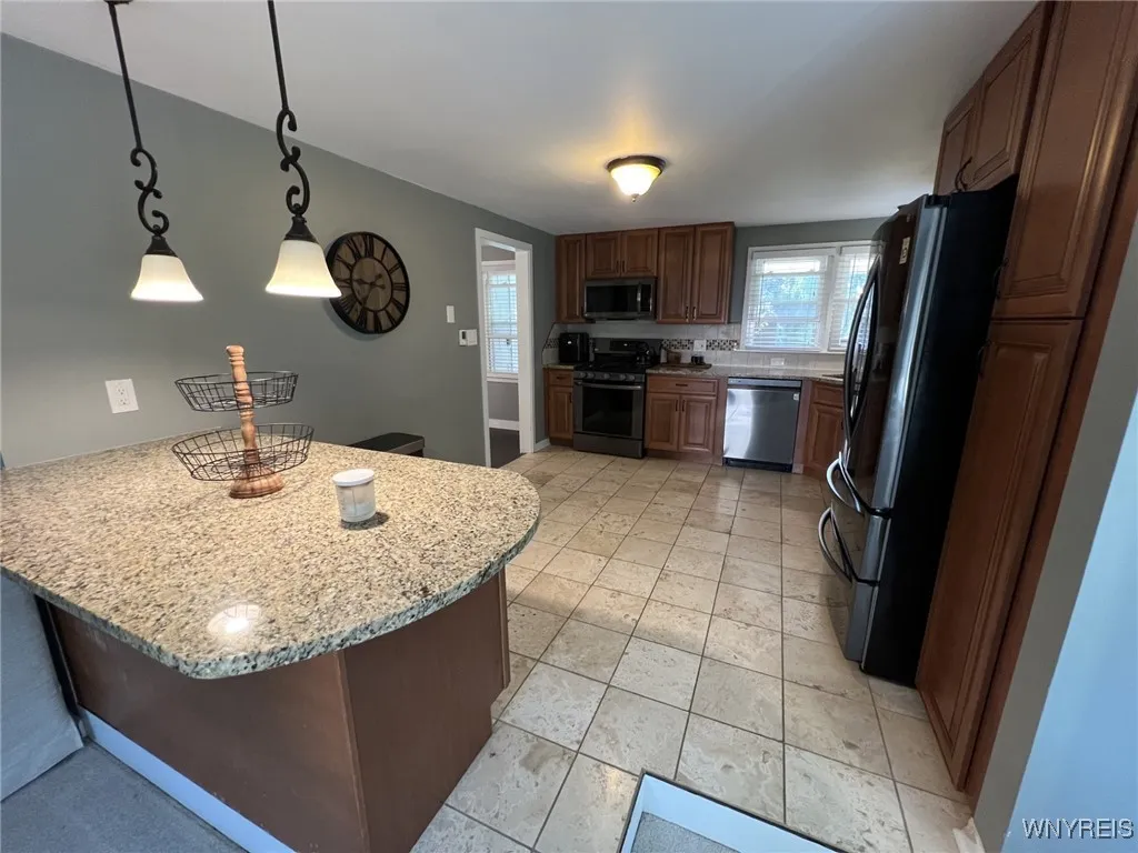 450 Barton Drive, Lewiston, New York 14092, Lewiston, New York 14092, 4 Bedrooms Bedrooms, 10 Rooms Rooms,2 BathroomsBathrooms,Residential,For Sale,450 Barton Drive, Lewiston, New York 14092,B1627488