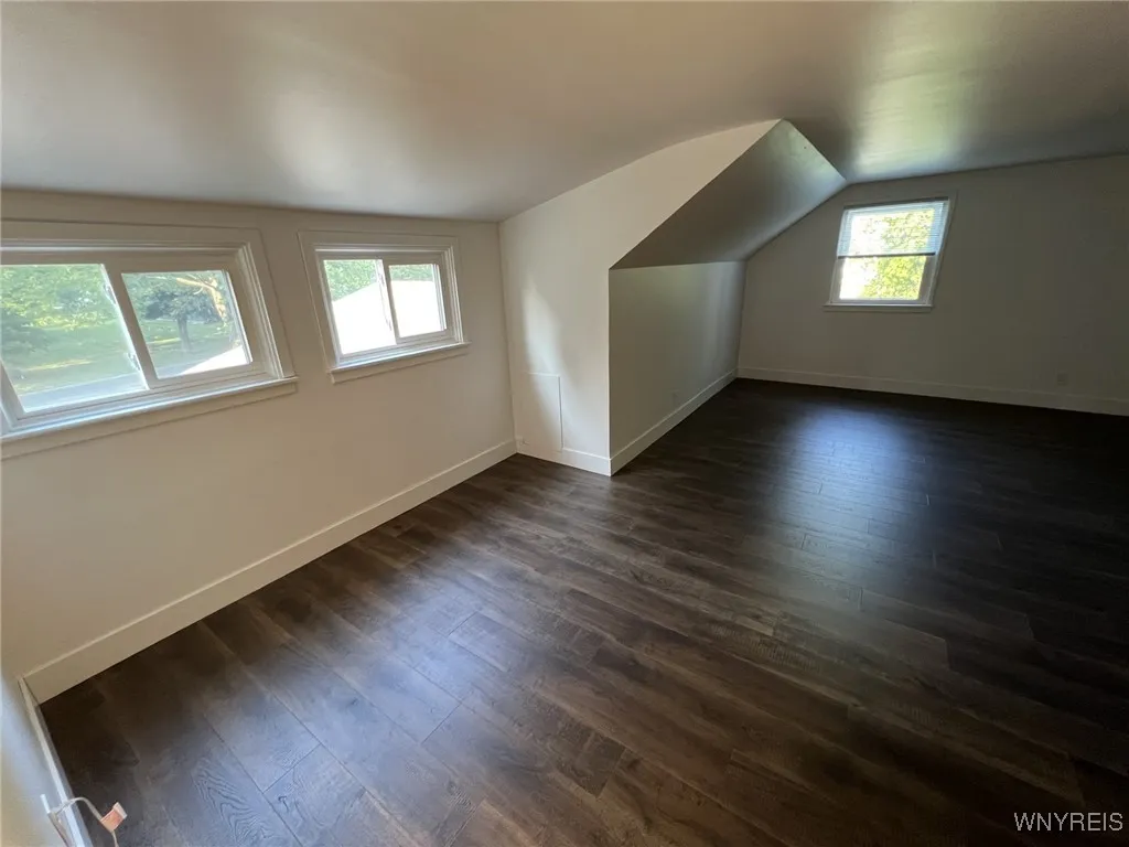 450 Barton Drive, Lewiston, New York 14092, Lewiston, New York 14092, 4 Bedrooms Bedrooms, 10 Rooms Rooms,2 BathroomsBathrooms,Residential,For Sale,450 Barton Drive, Lewiston, New York 14092,B1627488