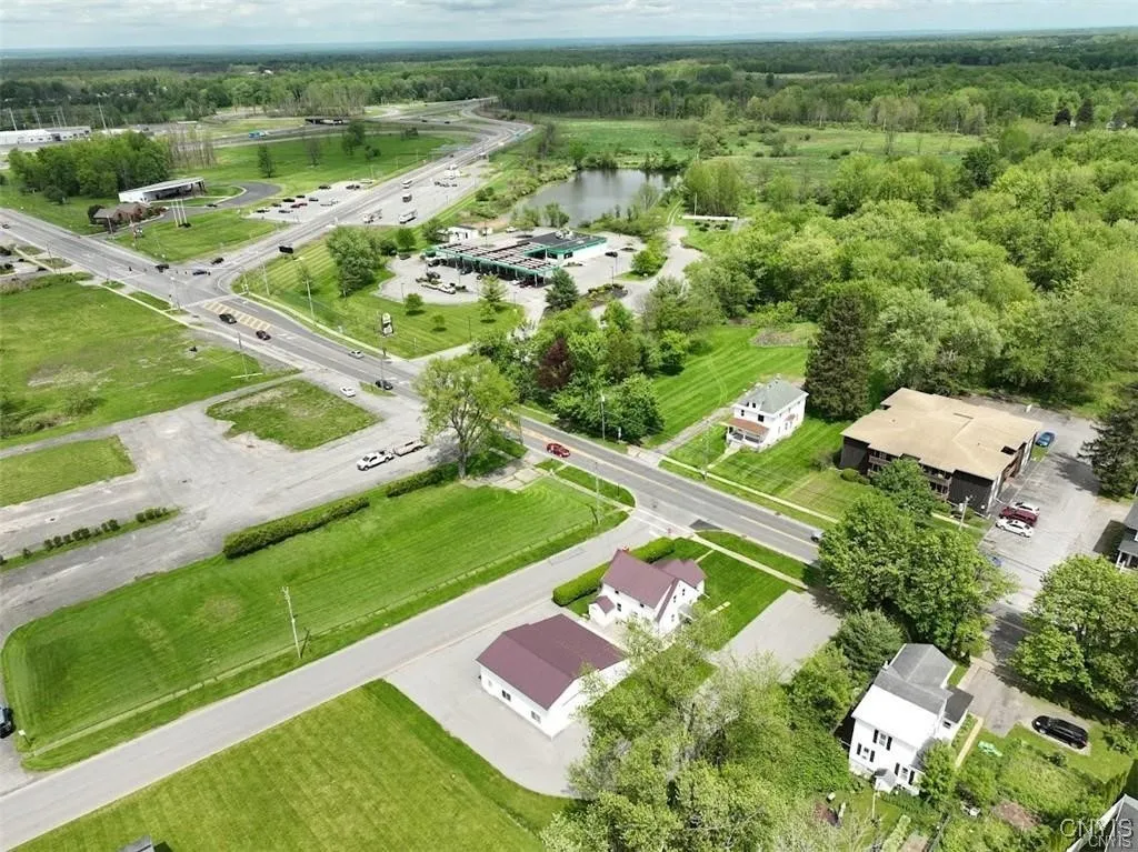 343 North Peterboro Street, Lenox, New York 13032, Lenox, New York 13032, 3 Bedrooms Bedrooms, 7 Rooms Rooms,1 BathroomBathrooms,Residential,For Sale,343 North Peterboro Street, Lenox, New York 13032,S1626900