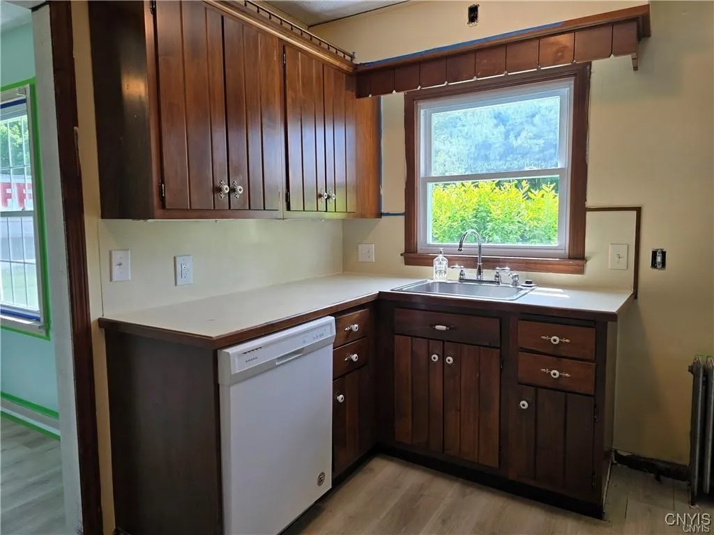 343 North Peterboro Street, Lenox, New York 13032, Lenox, New York 13032, 3 Bedrooms Bedrooms, 7 Rooms Rooms,1 BathroomBathrooms,Residential,For Sale,343 North Peterboro Street, Lenox, New York 13032,S1626900