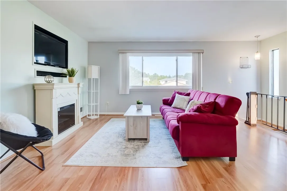 780 Eastbrooke Lane, Brighton, New York 14618, Brighton, New York 14618, 2 Bedrooms Bedrooms, 5 Rooms Rooms,1 BathroomBathrooms,Residential,For Sale,780 Eastbrooke Lane, Brighton, New York 14618,R1627474