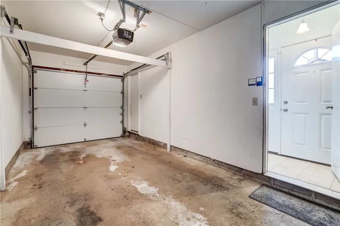 780 Eastbrooke Lane, Brighton, New York 14618, Brighton, New York 14618, 2 Bedrooms Bedrooms, 5 Rooms Rooms,1 BathroomBathrooms,Residential,For Sale,780 Eastbrooke Lane, Brighton, New York 14618,R1627474