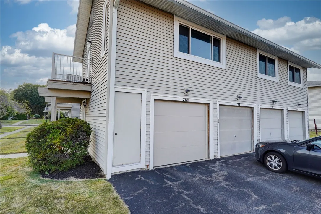 780 Eastbrooke Lane, Brighton, New York 14618, Brighton, New York 14618, 2 Bedrooms Bedrooms, 5 Rooms Rooms,1 BathroomBathrooms,Residential,For Sale,780 Eastbrooke Lane, Brighton, New York 14618,R1627474