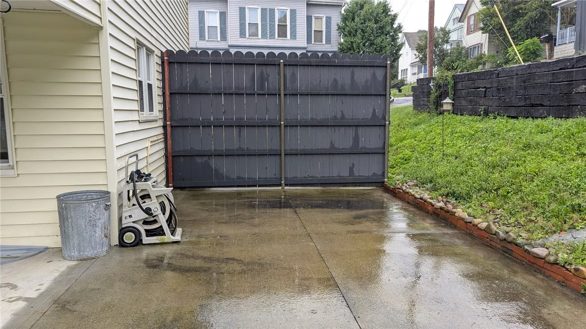 185 Prospect Street, Hornell, New York 14843, Hornell, New York 14843, 3 Bedrooms Bedrooms, 5 Rooms Rooms,1 BathroomBathrooms,Residential Lease,For Rent,185 Prospect Street, Hornell, New York 14843,R1627098