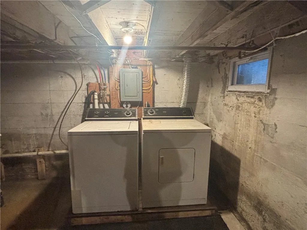 185 Prospect Street, Hornell, New York 14843, Hornell, New York 14843, 3 Bedrooms Bedrooms, 5 Rooms Rooms,1 BathroomBathrooms,Residential Lease,For Rent,185 Prospect Street, Hornell, New York 14843,R1627098