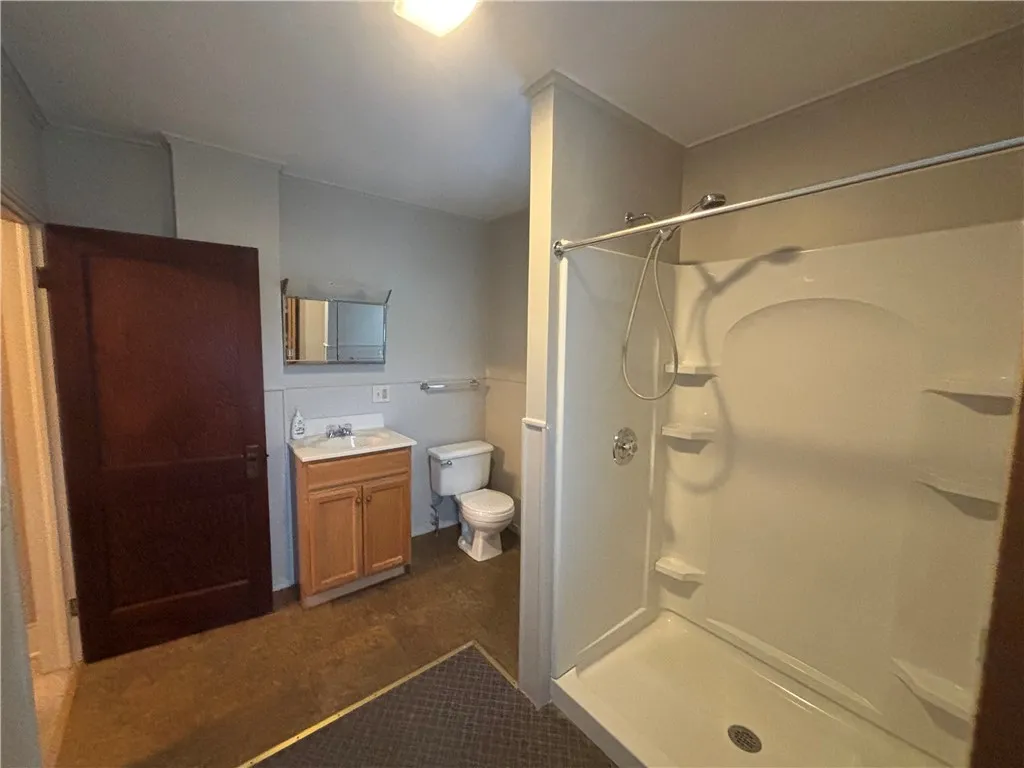 185 Prospect Street, Hornell, New York 14843, Hornell, New York 14843, 3 Bedrooms Bedrooms, 5 Rooms Rooms,1 BathroomBathrooms,Residential Lease,For Rent,185 Prospect Street, Hornell, New York 14843,R1627098
