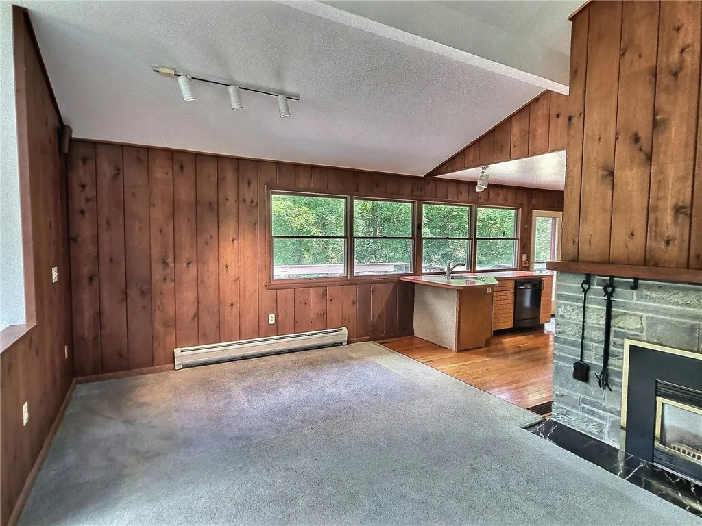 556 Main Street, Ledyard, New York 13026, Ledyard, New York 13026, 4 Bedrooms Bedrooms, 9 Rooms Rooms,2 BathroomsBathrooms,Residential,For Sale,556 Main Street, Ledyard, New York 13026,R1627221
