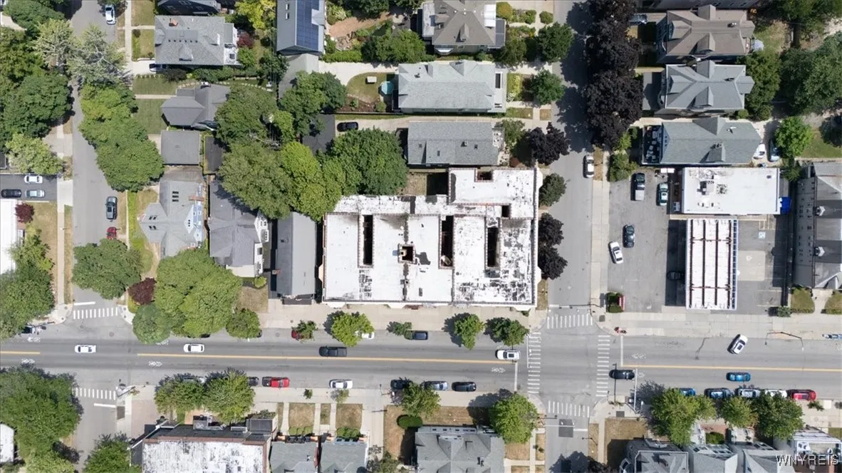597-605 Elmwood Avenue, Buffalo, New York 14222, Buffalo, New York 14222, 33 Bedrooms Bedrooms, ,Multi Family,For Sale,597-605 Elmwood Avenue, Buffalo, New York 14222,B1624971