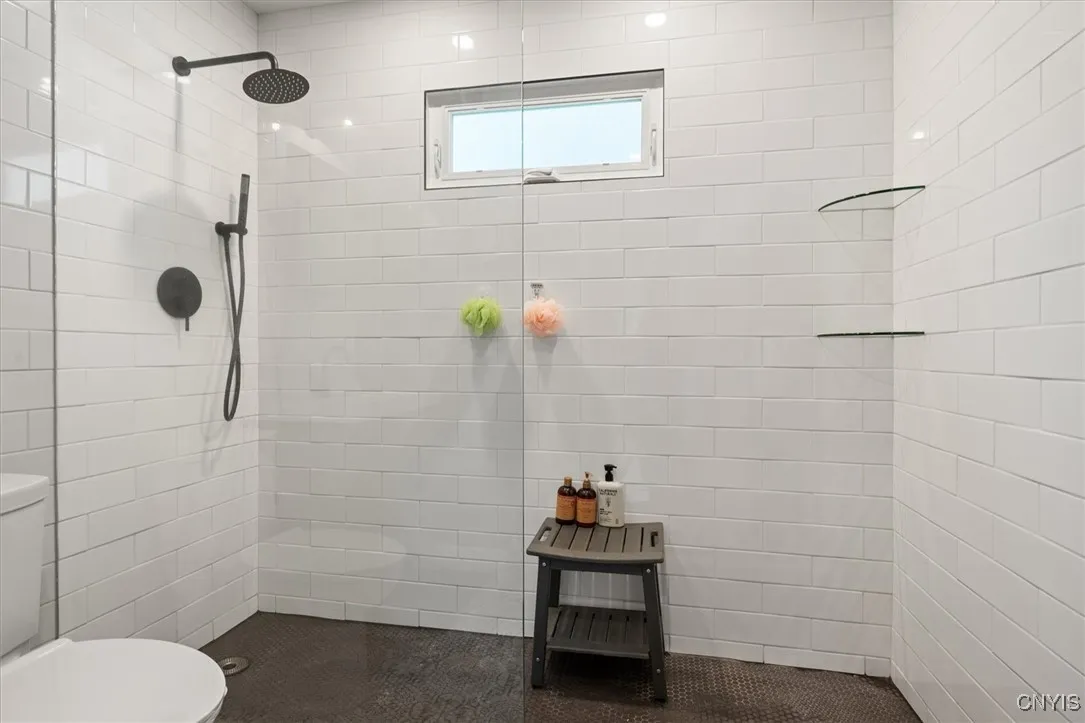 1216 Crestview Avenue, Utica, New York 13502, Utica, New York 13502, 2 Bedrooms Bedrooms, 5 Rooms Rooms,1 BathroomBathrooms,Residential,For Sale,1216 Crestview Avenue, Utica, New York 13502,S1625853