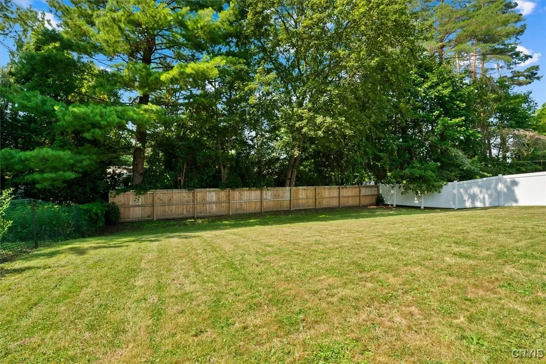 1216 Crestview Avenue, Utica, New York 13502, Utica, New York 13502, 2 Bedrooms Bedrooms, 5 Rooms Rooms,1 BathroomBathrooms,Residential,For Sale,1216 Crestview Avenue, Utica, New York 13502,S1625853
