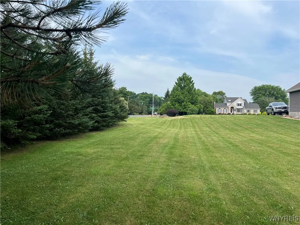 2 Shannon Crescent, Ogden, New York 14559, Ogden, New York 14559, 3 Bedrooms Bedrooms, 12 Rooms Rooms,3 BathroomsBathrooms,Residential,For Sale,2 Shannon Crescent, Ogden, New York 14559,B1626814
