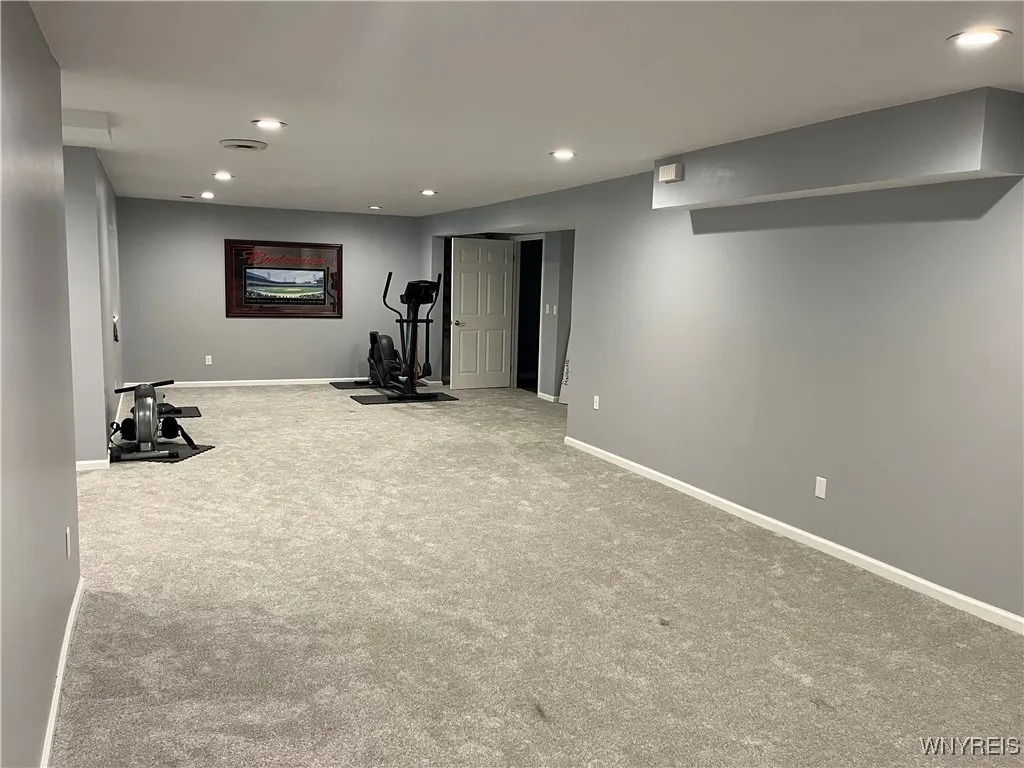 2 Shannon Crescent, Ogden, New York 14559, Ogden, New York 14559, 3 Bedrooms Bedrooms, 12 Rooms Rooms,3 BathroomsBathrooms,Residential,For Sale,2 Shannon Crescent, Ogden, New York 14559,B1626814