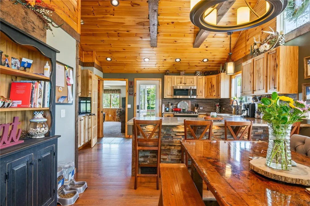 637 Hahnel Road, Varick, New York 14541, Varick, New York 14541, 3 Bedrooms Bedrooms, 11 Rooms Rooms,2 BathroomsBathrooms,Residential,For Sale,637 Hahnel Road, Varick, New York 14541,R1627467