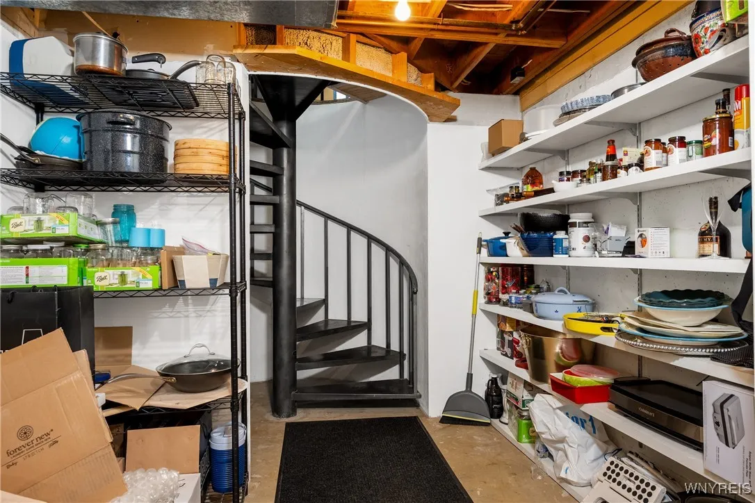 2054 Center St Street, Aurora, New York 14052, Aurora, New York 14052, 3 Bedrooms Bedrooms, 9 Rooms Rooms,2 BathroomsBathrooms,Residential,Closed,2054 Center St Street, Aurora, New York 14052,0,B1626284