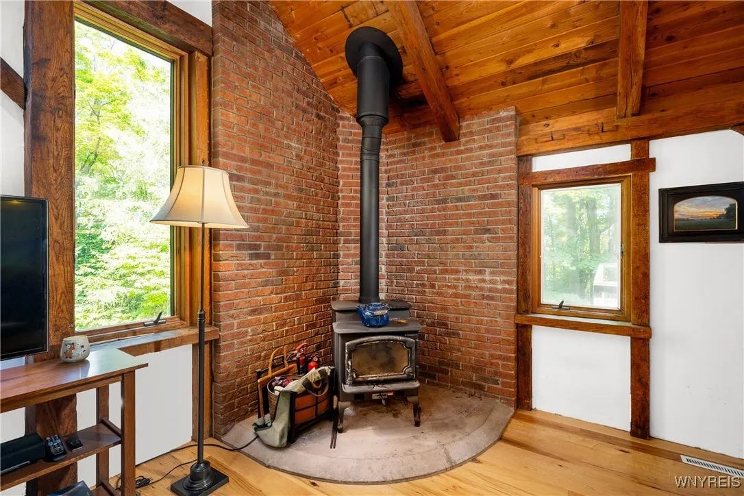 2054 Center St Street, Aurora, New York 14052, Aurora, New York 14052, 3 Bedrooms Bedrooms, 9 Rooms Rooms,2 BathroomsBathrooms,Residential,Closed,2054 Center St Street, Aurora, New York 14052,0,B1626284