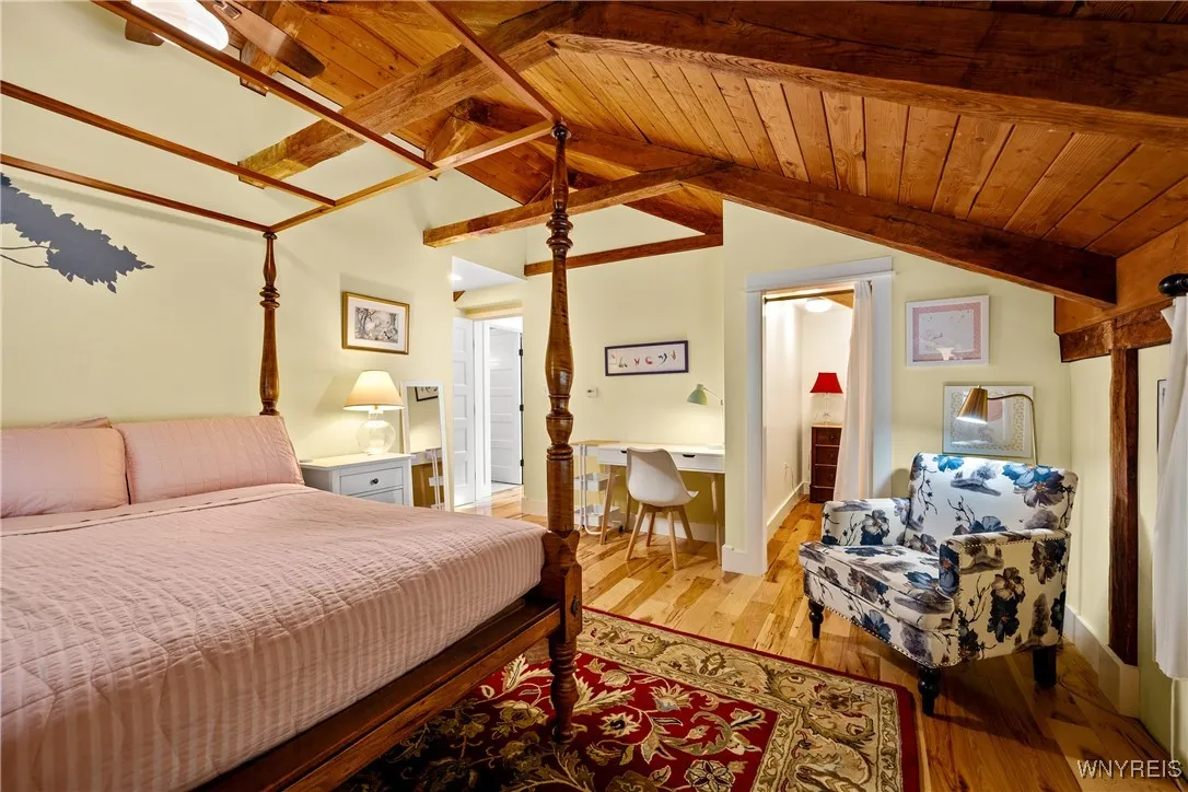 2054 Center St Street, Aurora, New York 14052, Aurora, New York 14052, 3 Bedrooms Bedrooms, 9 Rooms Rooms,2 BathroomsBathrooms,Residential,Closed,2054 Center St Street, Aurora, New York 14052,0,B1626284