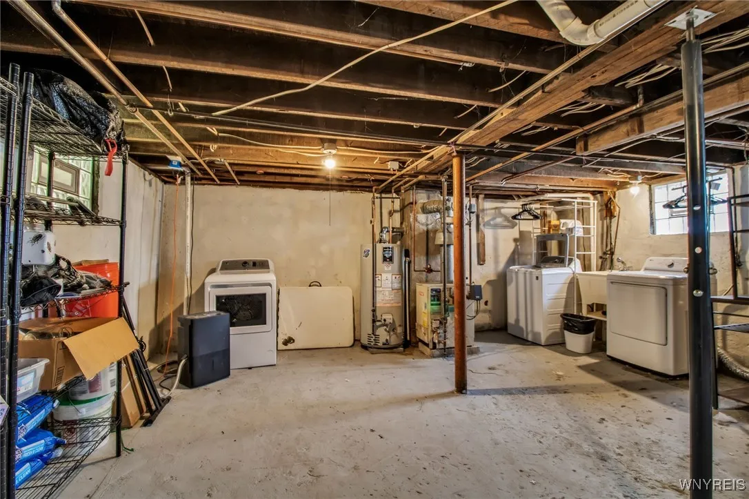 174 Pine Street, North Tonawanda, New York 14120, North Tonawanda, New York 14120, 3 Bedrooms Bedrooms, 6 Rooms Rooms,1 BathroomBathrooms,Residential,For Sale,174 Pine Street, North Tonawanda, New York 14120,B1627477
