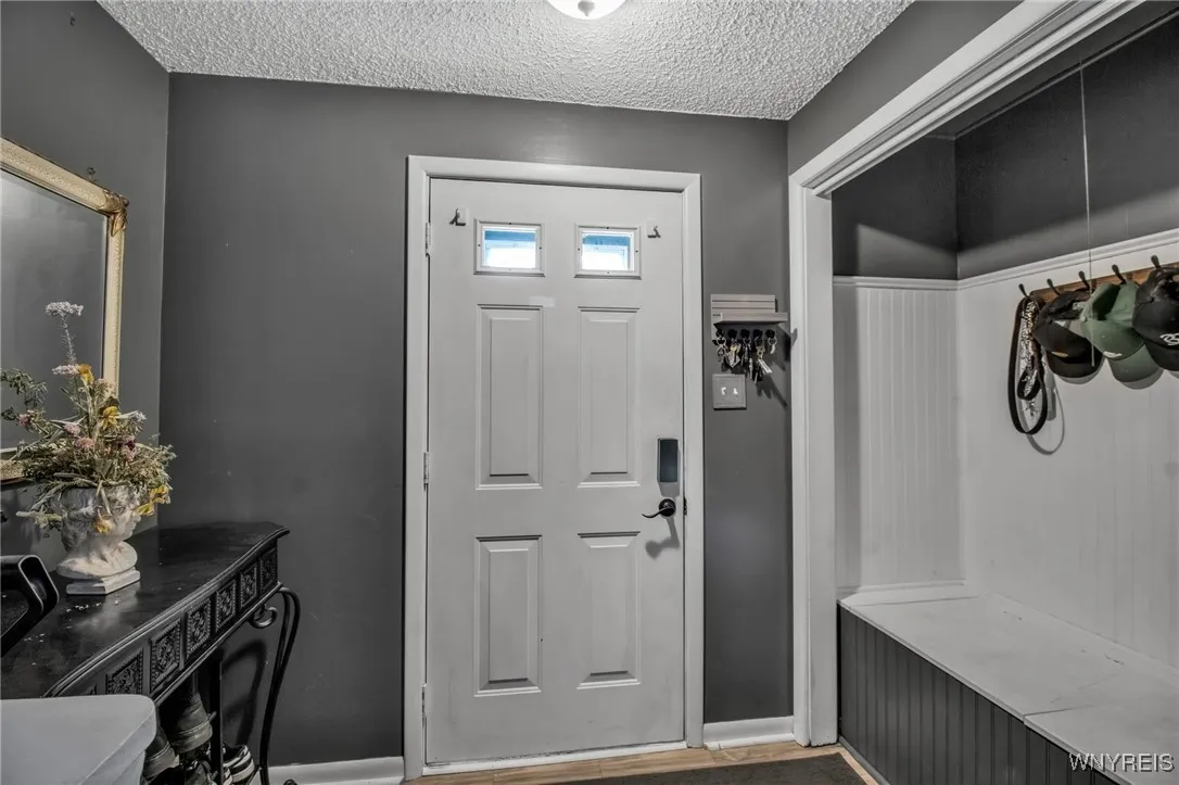 174 Pine Street, North Tonawanda, New York 14120, North Tonawanda, New York 14120, 3 Bedrooms Bedrooms, 6 Rooms Rooms,1 BathroomBathrooms,Residential,For Sale,174 Pine Street, North Tonawanda, New York 14120,B1627477