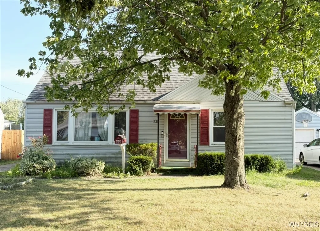 235 Harrison Avenue, Tonawanda, New York 14223, Tonawanda, New York 14223, 4 Bedrooms Bedrooms, 8 Rooms Rooms,1 BathroomBathrooms,Residential,For Sale,235 Harrison Avenue, Tonawanda, New York 14223,B1627248