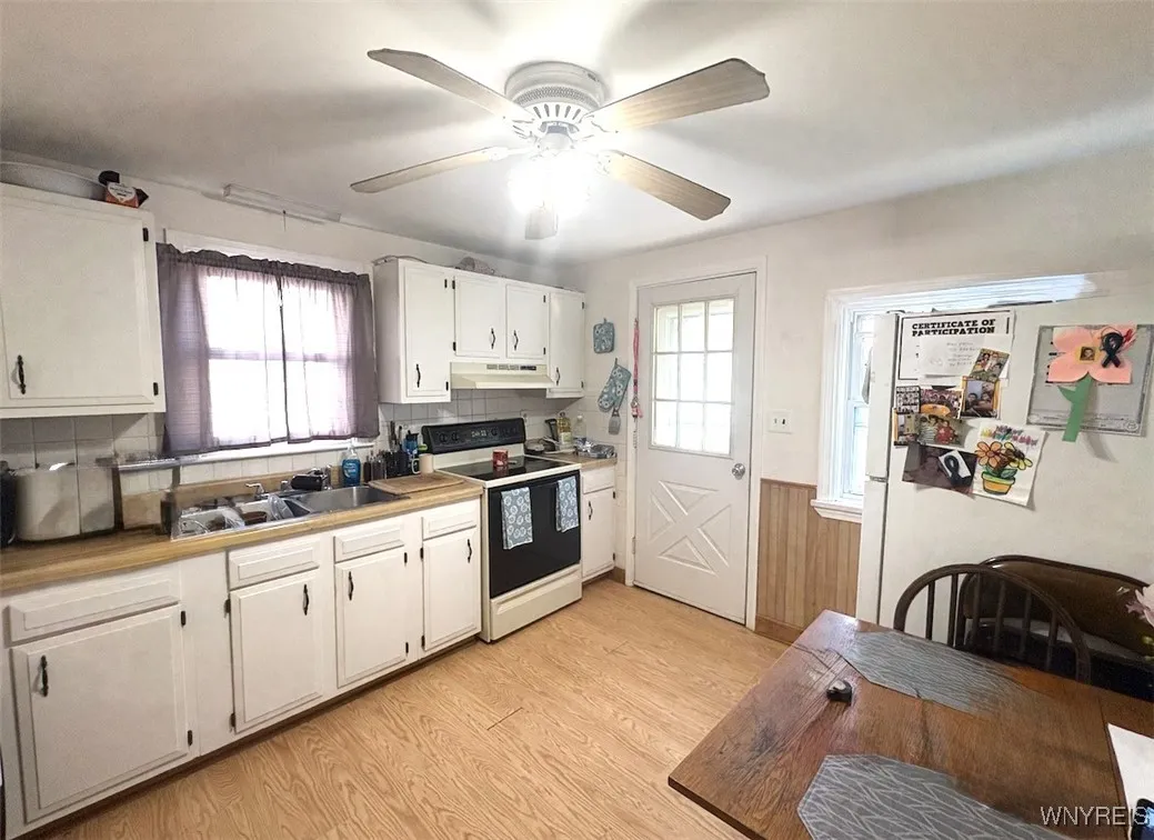 235 Harrison Avenue, Tonawanda, New York 14223, Tonawanda, New York 14223, 4 Bedrooms Bedrooms, 8 Rooms Rooms,1 BathroomBathrooms,Residential,For Sale,235 Harrison Avenue, Tonawanda, New York 14223,B1627248