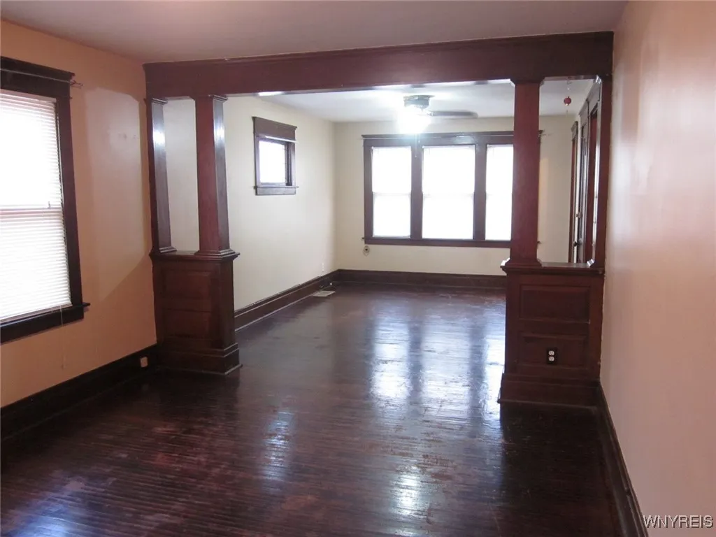 78 Wyandotte Avenue, Buffalo, New York 14207, Buffalo, New York 14207, 4 Bedrooms Bedrooms, ,2 BathroomsBathrooms,Residential,Closed,78 Wyandotte Avenue, Buffalo, New York 14207,0,B1627466