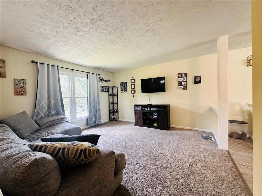 888 Harris Hill Road, Big Flats, New York 14903, Big Flats, New York 14903, 4 Bedrooms Bedrooms, 10 Rooms Rooms,2 BathroomsBathrooms,Residential,Closed,888 Harris Hill Road, Big Flats, New York 14903,0,R1625444